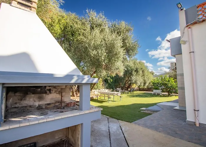 Holiday home Alva, Only 300m From The Sea *